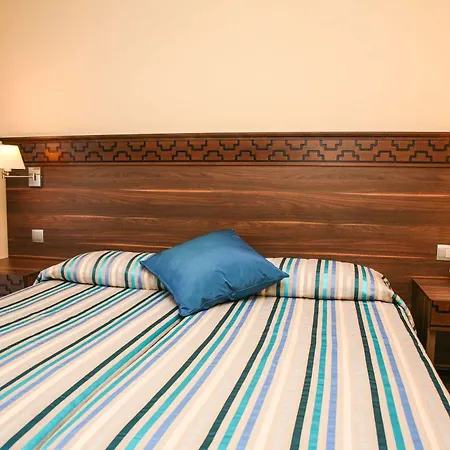 Hotel Anais Bay 3*