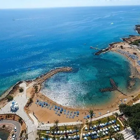 Anais Bay Szálloda 3*